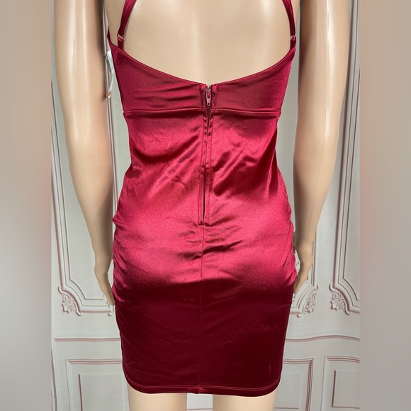 CITY STUDIO Womens Red Twist Front Crisscross Straps Zippere Short Dress XS - Picture 9 of 16